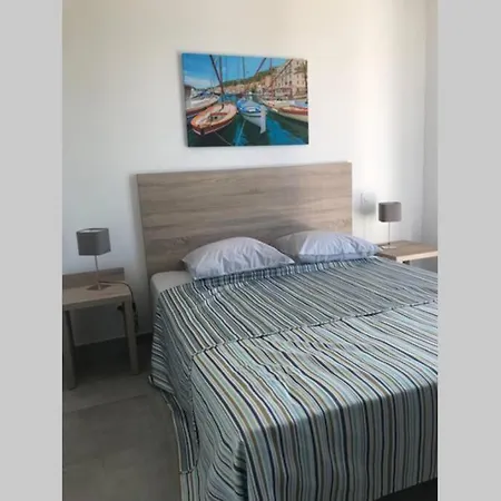 Bonifacio 3mn Du Port! Piscine Chauffée ,clim,wifi *